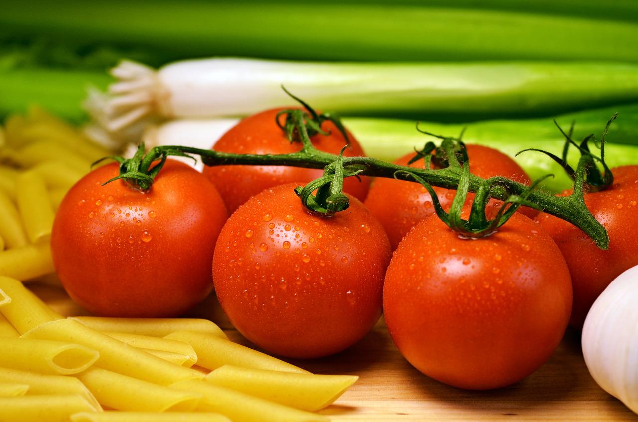 Przyprawiaj pomidory i spraw, by były smaczniejsze